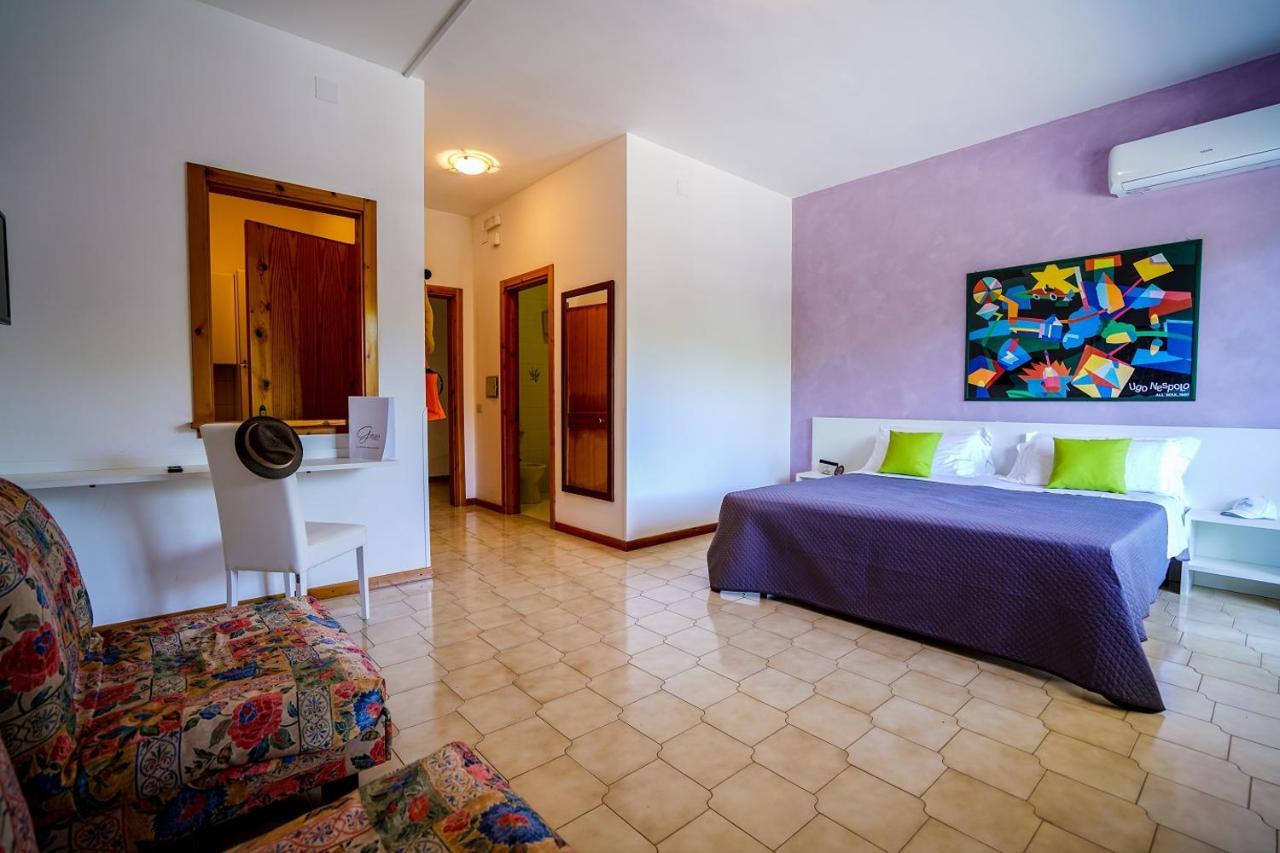 Gh Campoverde Village San Cataldo  Ngoại thất bức ảnh