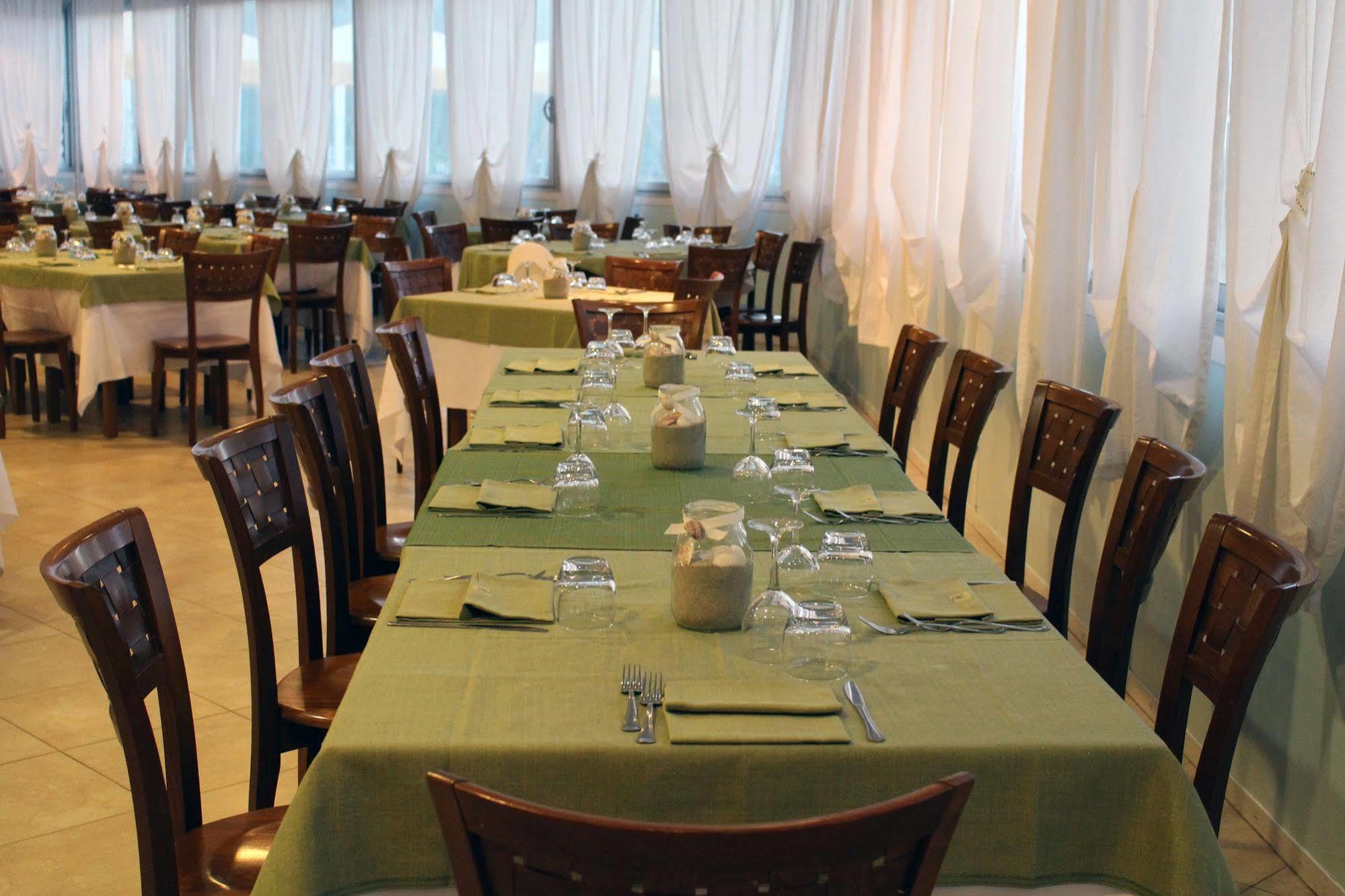 Gh Campoverde Village San Cataldo  Ngoại thất bức ảnh